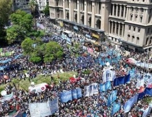 El Gobierno intimó a Camioneros a pagar $40 millones por la marcha a Tribunales