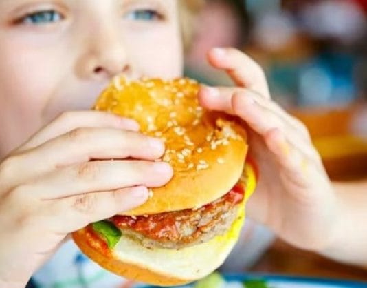 Síndrome urémico hemolítico en Argentina: dónde se registra el mayor número de casos y cómo cuidar a los niños