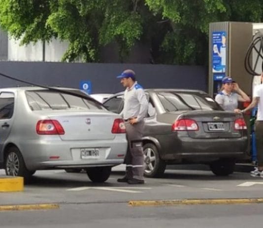 La nafta en YPF es un 6,5% más cara desde ayer jueves