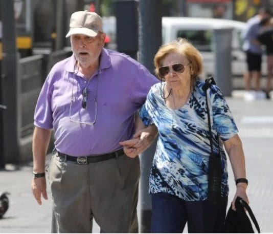 ANSES: Desde el martes se paga el bono de $70.000 para los jubilados con la mínima