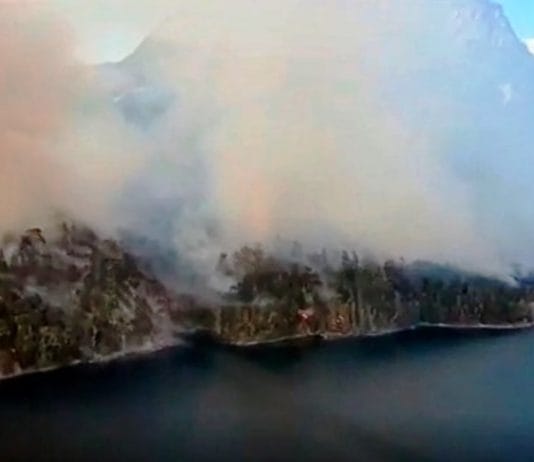 LA PATAGONIA BAJO LLAMAS: Se complica la situación en Los Alerces y crece un nuevo fuego en Bariloche