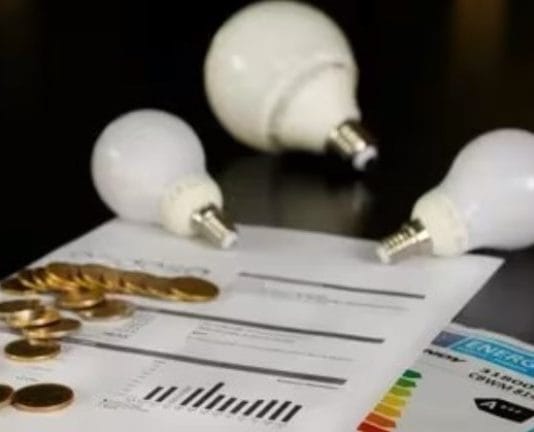 SUBSIDIOS DE LUZ Y GAS: Qué ingresos debe tener una familia para pedirlos y cómo se hace el trámite.