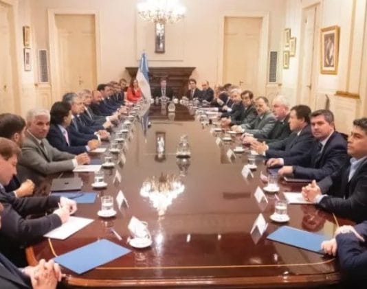 Gobernadores de todas las provincias colaborarán con el combate al narcotráfico en Rosario