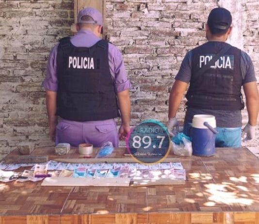 RIACHO HE HE: Durante un allanamiento detienen a una mujer por una causa vinculada a la infracción a la Ley de Estupefacientes.