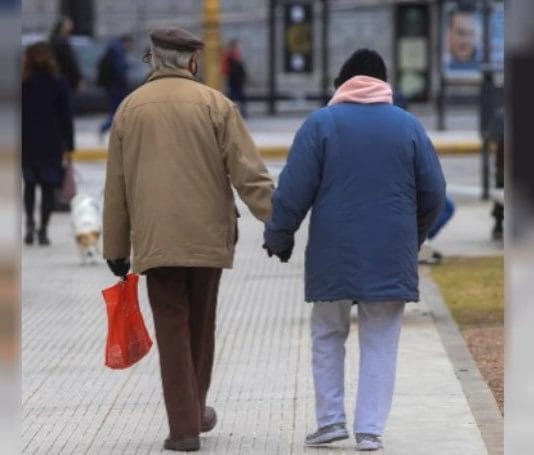 JUBILACIONES: Estudian incluir un adicional del 10% para compensar el primer trimestre