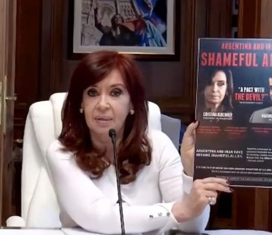 El fallo que señala a Irán por la causa AMIA deja mal parada a Cristina Kirchner por el Memorandum