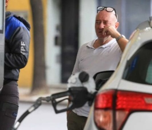 Para frenar la inflación, postergan aumentos en combustibles y tarifas de luz y gas