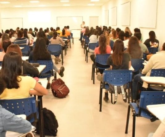 LAGUNA BLANCA: Comenzaron las clases en la Facultad de Ciencias de la Salud