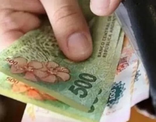 El Gobierno fijó el nuevo valor del salario mínimo desde mayo en $234.000