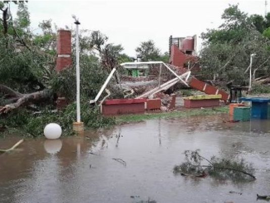 VILLA GRAL. GÜEMES: Fuerte temporal de ráfagas de vientos, lluvias y granizos