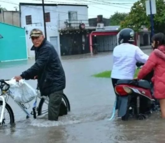 FORMOSA: Lluvia torrencial dejó a la ciudad completamente inundada