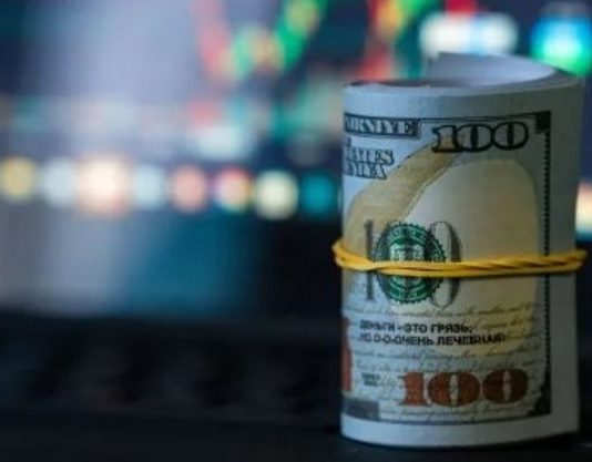 El dólar blue no logra hacer piso y la brecha ya está en su menor nivel de la era de Javier Milei