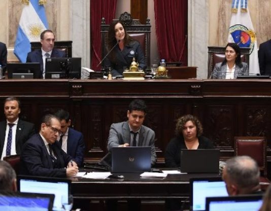 A partir de enero, los senadores recibirán un aumento y cobrarán $9,5 millones por mes