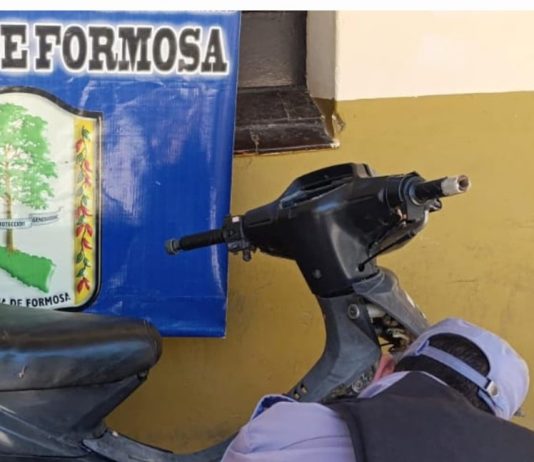 LAGUNA BLANCA: Moto recuperada