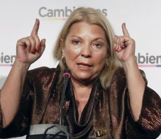Elisa Carrió sigue en modo ventilador: “Milei no está eliminando la casta, está pactando con la mafia”