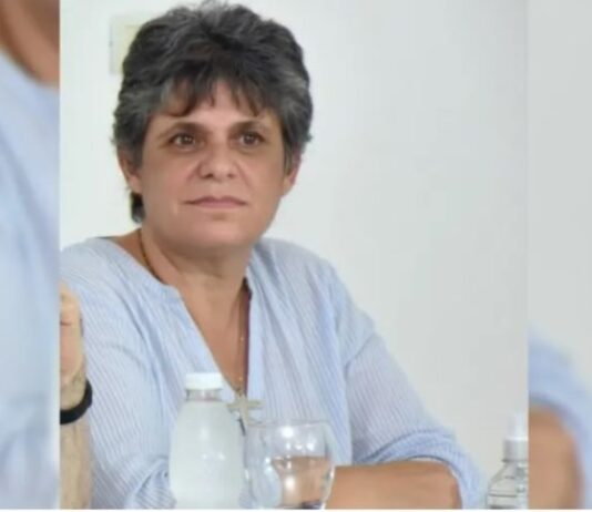 NEME:»Gastan 388 millones en resmas y no le pagan cinco meses de sueldo a un director de escuela»