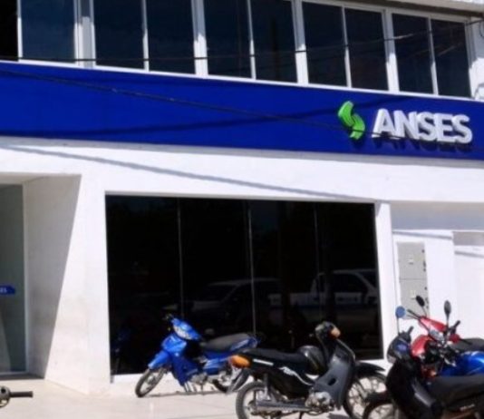 ANSES: Se extiende hasta el 31de marzo del 2025 el plazo para presentar la libreta AUH