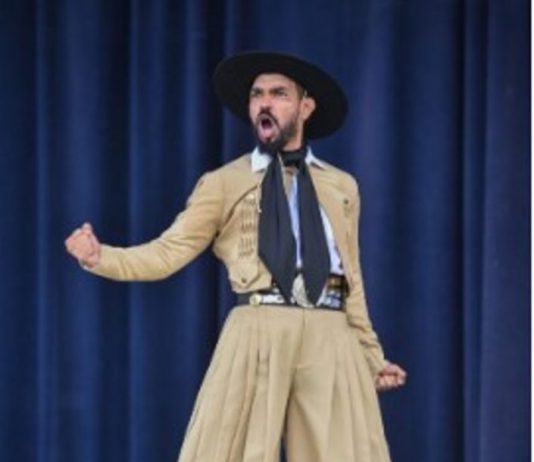 EL ESPINILLO: Joven oriundo de la localidad es el nuevo Campeón Nacional de Malambo de Contrapunto