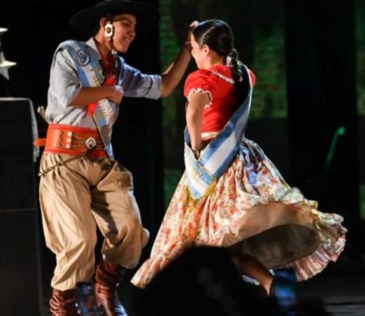 CORRIENTES: Continúa la 34º Fiesta Nacional del Chamamé: la grilla de este jueves