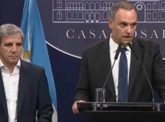 El Gobierno anunció que bajará las retenciones al campo y que se eliminarán para las economías regionales