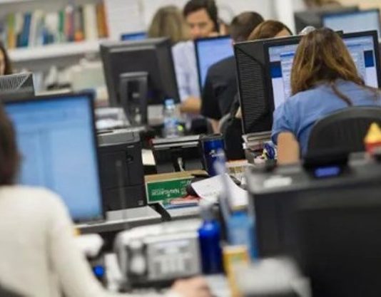 Federico Sturzenegger informó que el gobierno de Javier Milei ya despidió a más de 37.000 empleados públicos