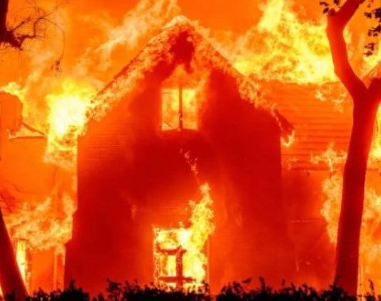 CATÁSTROFE. Devastadores incendios en Los Ángeles: 24 muertos y un descorazonador pronóstico climático