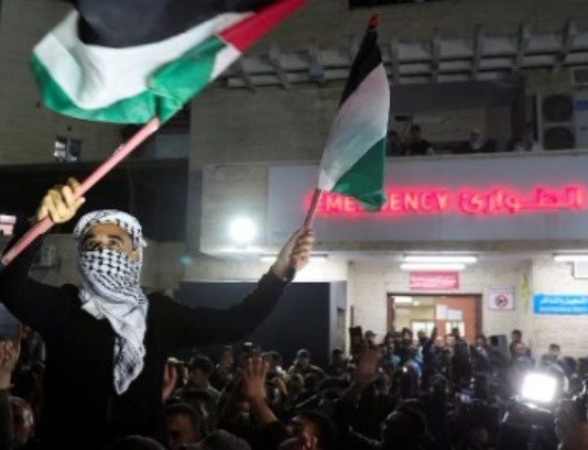 Israel y Hamas llegaron a un acuerdo: los detalles del cese del fuego y la liberación de rehenes