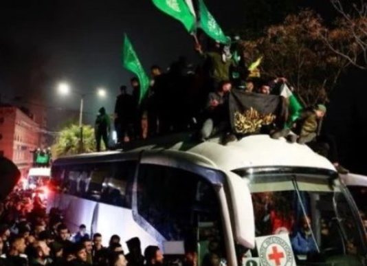 Israel liberó a 90 prisioneros palestinos en medio del acuerdo de alto el fuego con Hamás