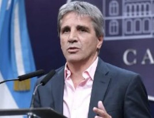 Luis Caputo confirmó que se reunirá con la Mesa de Enlace para analizar la situación del campo