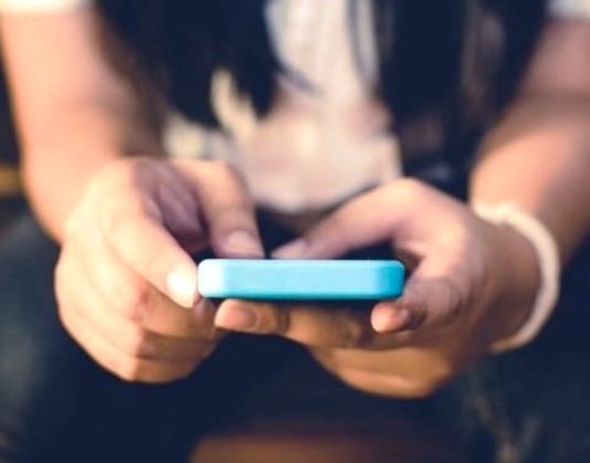 La Línea 102 amplía sus canales de comunicación con la inclusión de WhatsApp para proteger a infancias y adolescencias