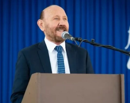 Insfrán y el cinismo sin límites: inauguración de escuela convertida en vergonzoso acto partidario