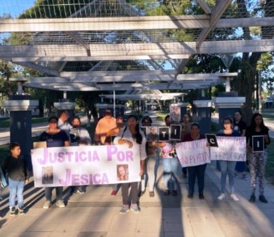 RIACHO HE HE: Familiares y vecinos marcharon para pedir justicia por Jesica Galeano