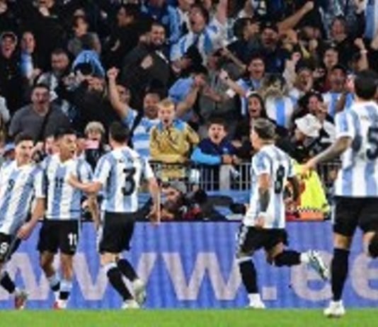 La Selección aplastó 4-1 a Brasil en el Monumental y ya está clasificada al próximo Mundial