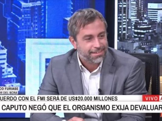 El director del BCRA dijo que Argentina recibirá «un desembolso inicial fuerte» de los US$ 20 mil millones