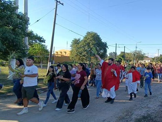 LAGUNA NAINECK: Multitudinaria Bendición de los Ramos marcó el inicio de la Semana Santa
