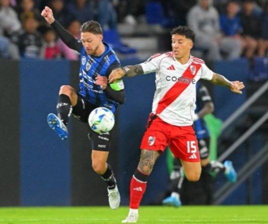River se lo empató a Independiente del Valle por 2 a 2 y lidera su grupo en la Copa Libertadores