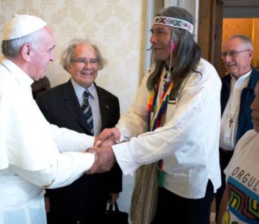 «Una foto, una historia: cuando el Papa Francisco recibió a Félix Díaz tras la sangrienta represión en Formosa»