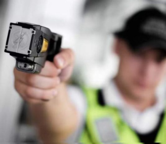 La Policía de Corrientes incorporará las pistolas taser en el 2025