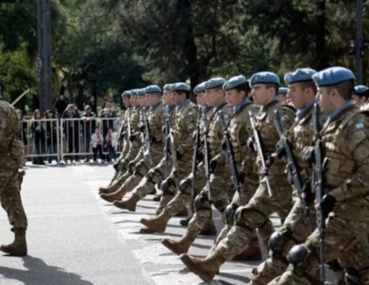 El Gobierno implementará el Servicio Militar Voluntario para jóvenes de entre 18 y 28 años