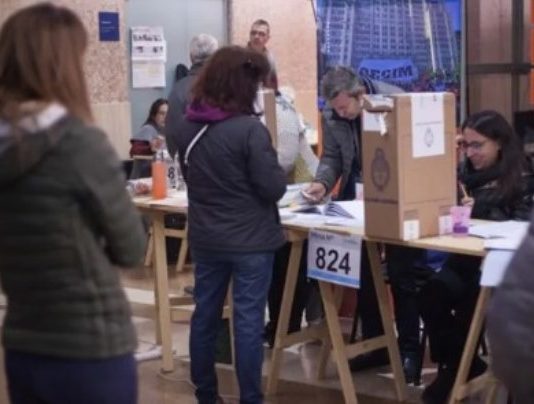 Elecciones: cuatro provincias van a las urnas el 11 de mayo