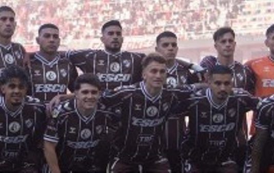 Platense, el “Calamar” que hundió a los candidatos y gritó campeón en el Torneo Apertura
