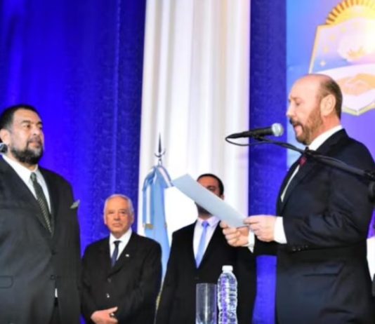 Una exfuncionaria del gobernador Gildo Insfrán denuncia a uno de sus ministros de acoso sexual