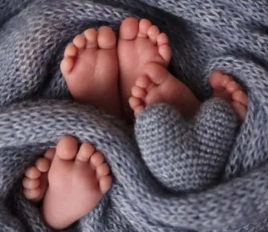 La ONU advirtió que 1 de cada 5 personas tiene menos hijos por temor al futuro: qué causas impactan en el descenso de la natalidad
