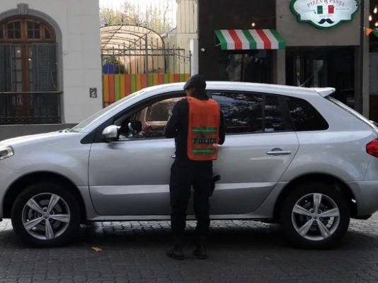 ¿Podés grabar a un funcionario público durante un procedimiento?