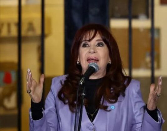 La Justicia intimó a CFK y a los demás condenados por la causa Vialidad a devolver más de $684 mil millones