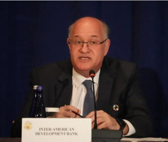 El contundente respaldo del BID al plan de Milei: aprueban un paquete de ayuda de USD 10.000 millones