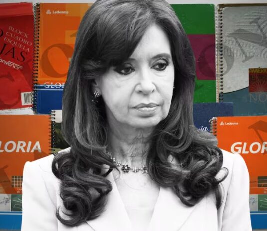Los cuadernos de las coimas: convocan a una audiencia clave para iniciar el juicio oral contra Cristina Kirchner y 150 acusados