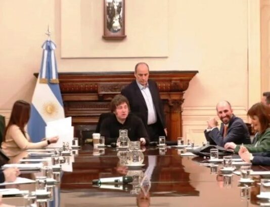 El Gobierno envió una carta formal pidiendo que se frene la sentencia de Preska contra YPF