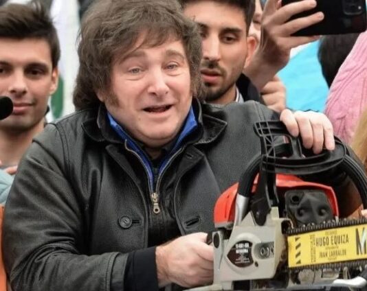 9 de Julio con motosierra: el Gobierno suspendió el desfile militar por el Día de la Independencia 2025