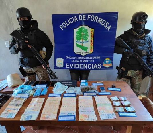 LA PRIMAVERA: Tras un allanamiento, desmantelan un centro de distribución de drogas y secuestran cocaína, marihuana y más de un millón de pesos